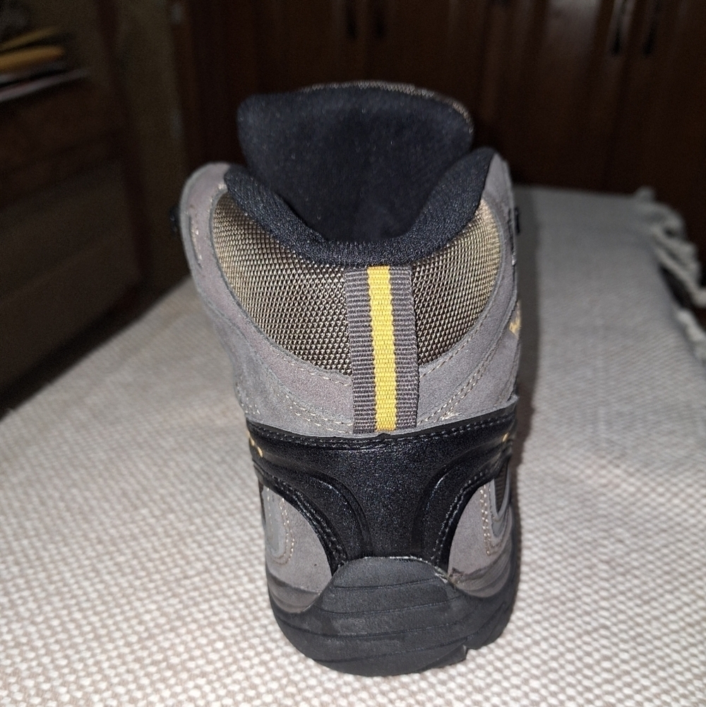 A pair of BearPaw grey hiking boots in a men's size 13. They're new without box. - Picture 9 of 12